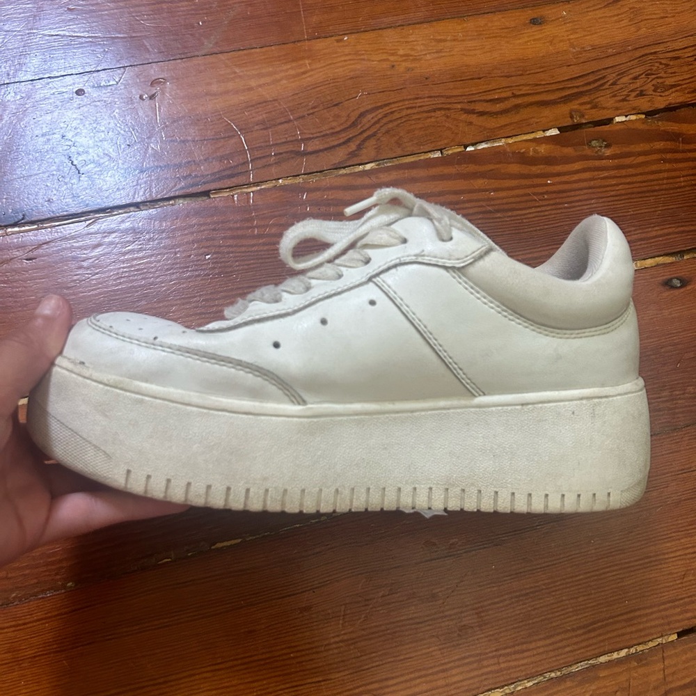 Steve Madden Platform sneakers